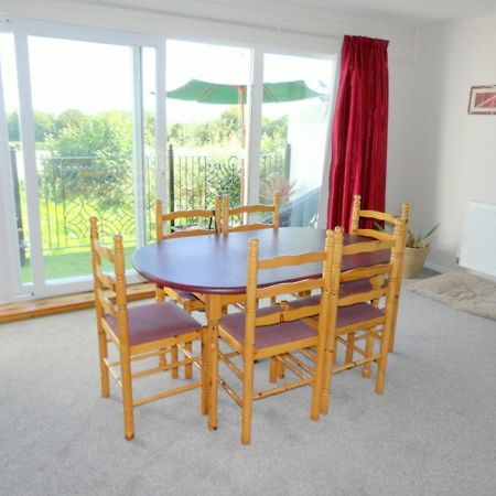 Beautiful 3-Bed Cottage In Cornwall 卡林顿 外观 照片